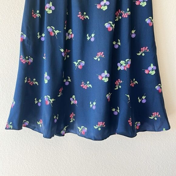 Valerie Steven’s Pure Silk Berries A Line Skirt - Picture 3 of 7
